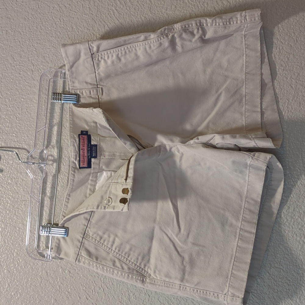 Vineyard Vines Short